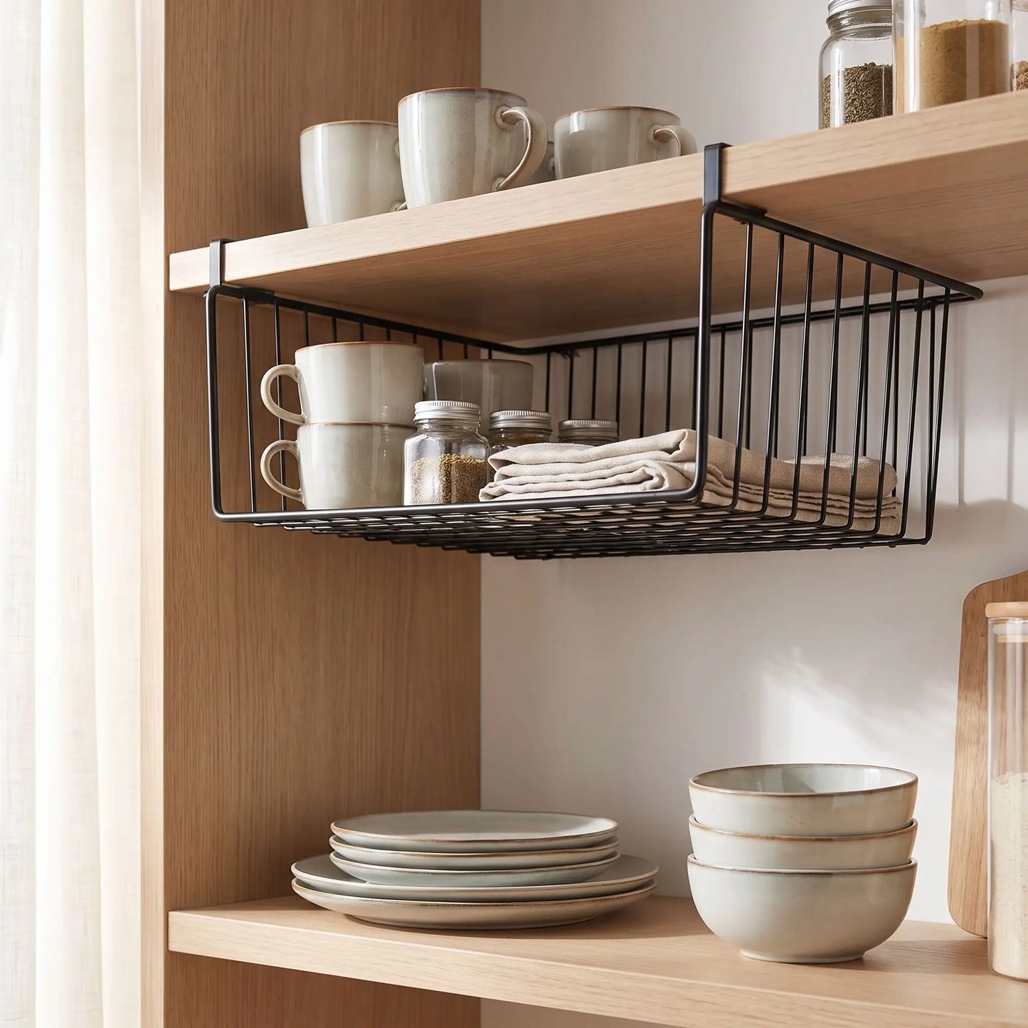 Etagere a chaussures FJELL™ suspendue ShoeHook noire pour optimiser l’espace