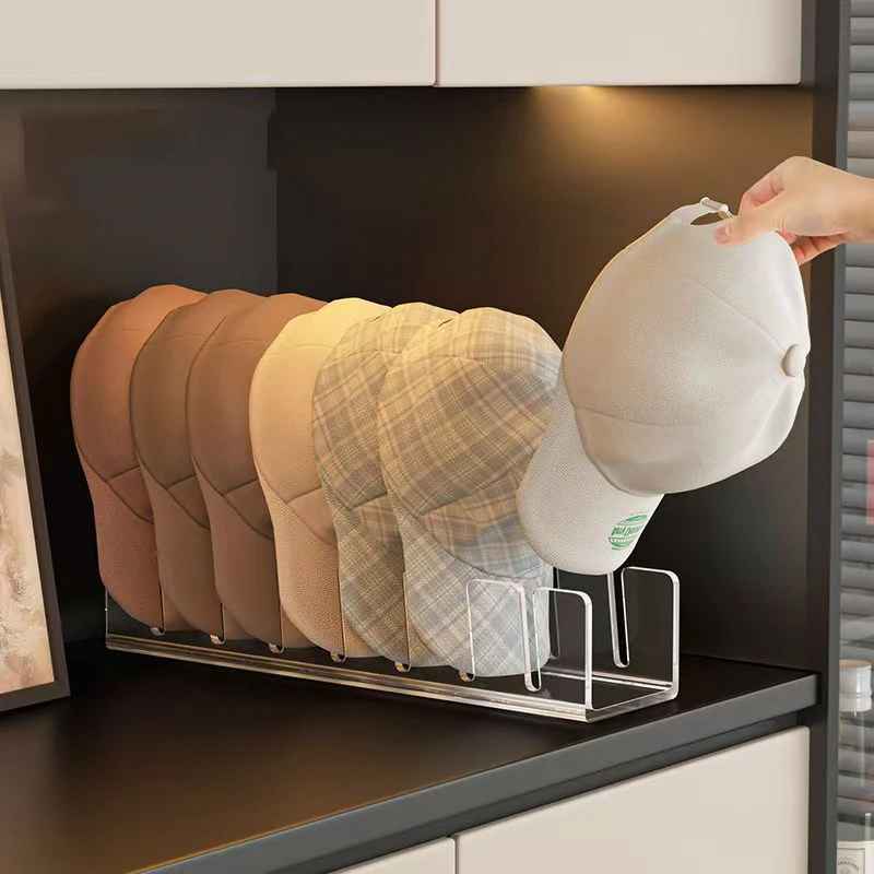 Organisateur de casquettes ClearOrganize en acrylique robuste pour une présentation élégante