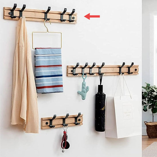 porte manteau mural en bois slidinghook avec articles suspendus