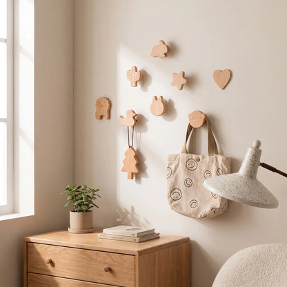 Crochet mural sans perçage en bois naturel, idéal pour un rangement discret 
