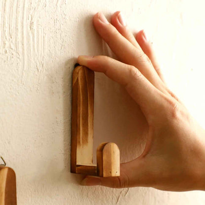 Crochet Mural en Bois | Design AdheStrong crochet mural en bois Rangement signature 
