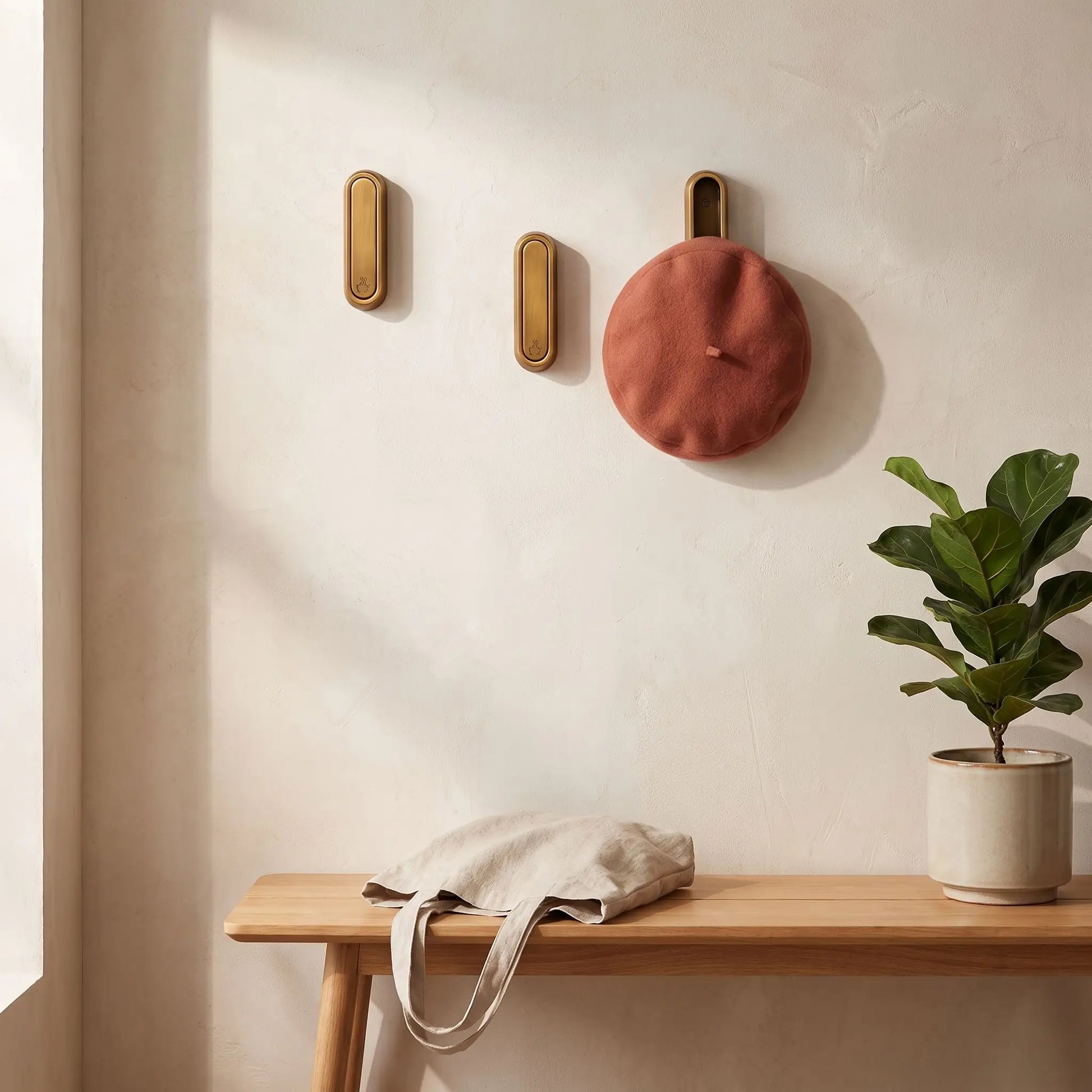 Crochet mural pliable et invisible modèle rond, design compact pour suspendre accessoires sans abîmer le mur