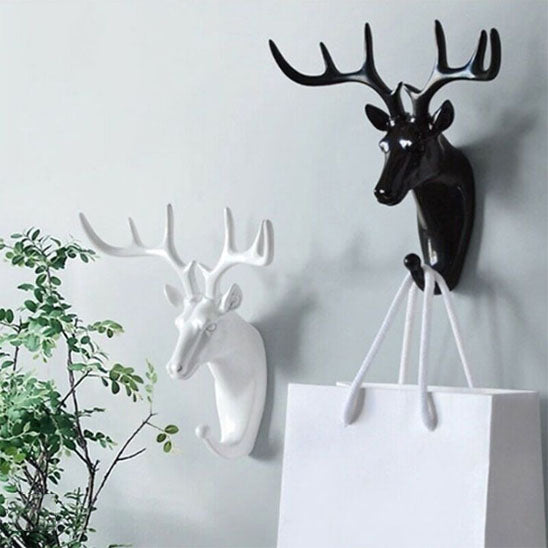 crochet mural tete de cerf noir et blanc