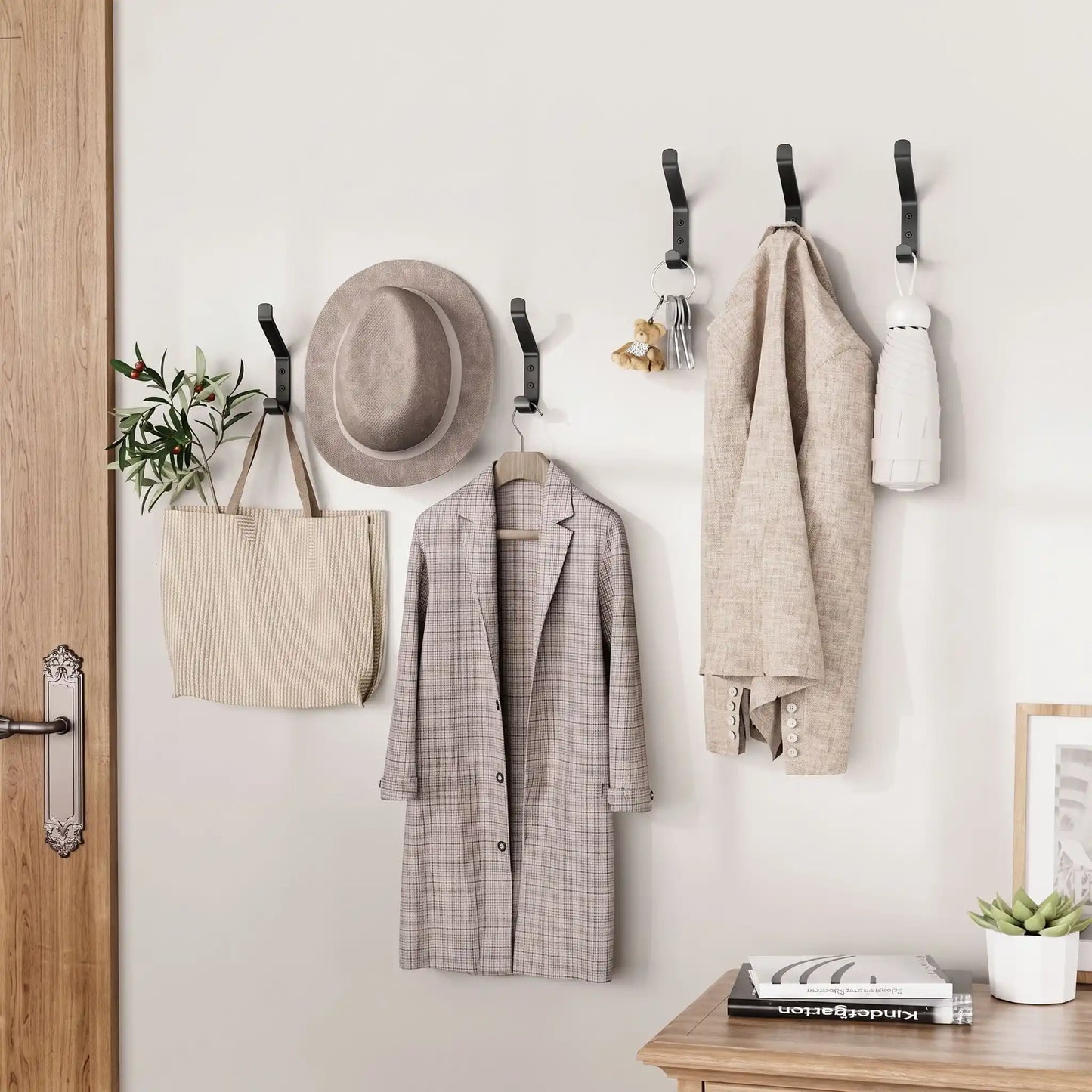Crochets muraux en acier robustes et minimalistes,parfaits pour organiser une entrée moderne