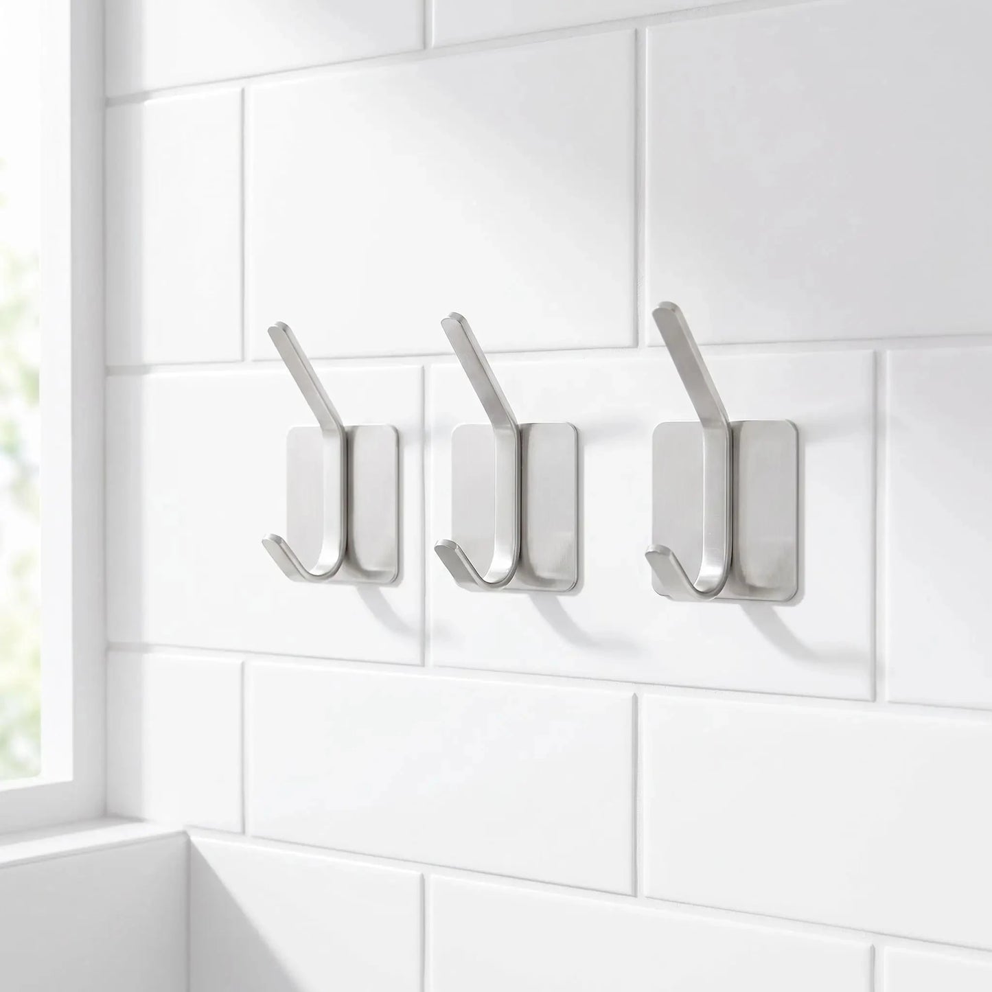 Crochets muraux adhésifs en acier inoxydable argent OrganiZelt, lot de 3, pour une entrée moderne et organisée