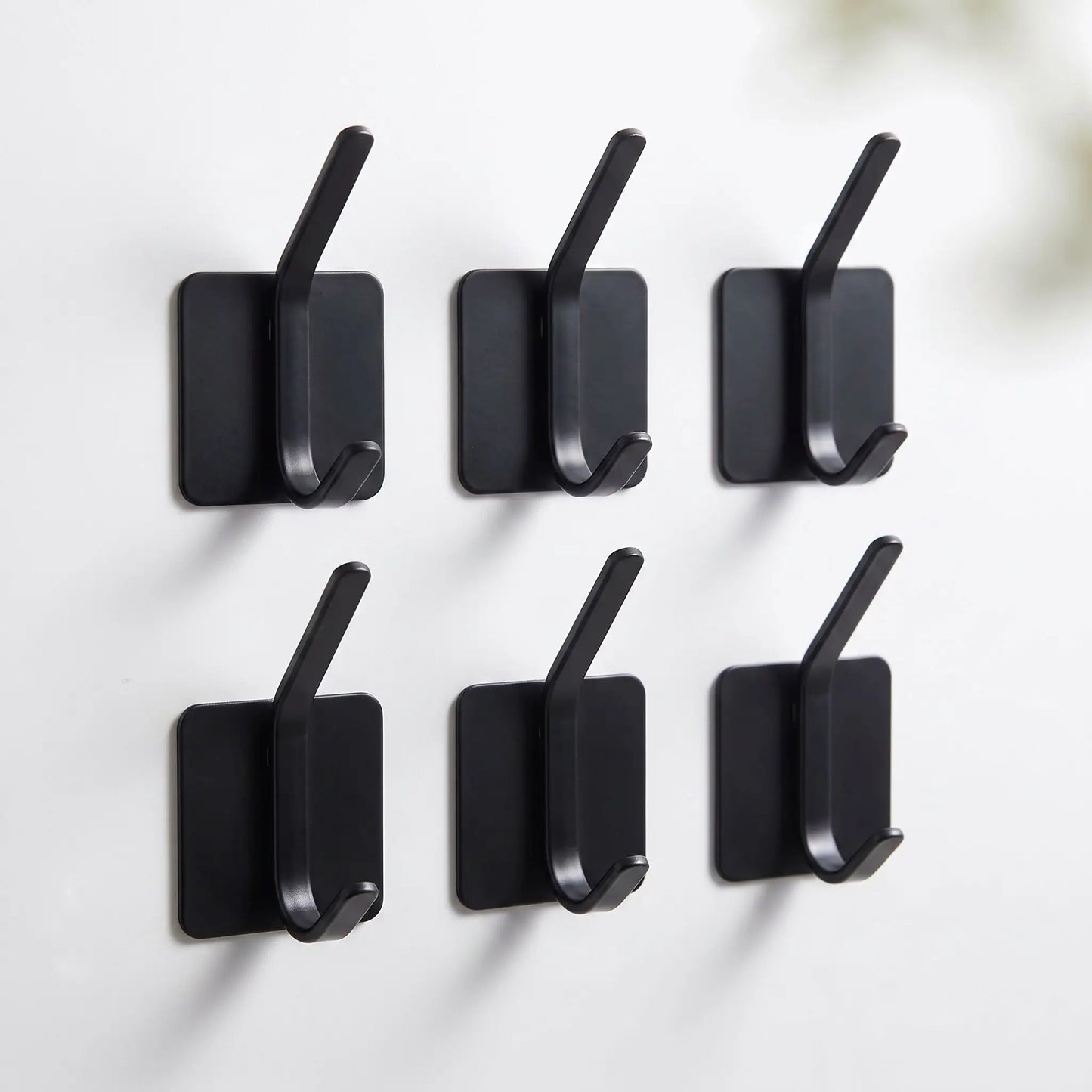Crochets muraux adhésifs en acier inoxydable noir, lot de 6, parfaits pour une entrée moderne et organisée