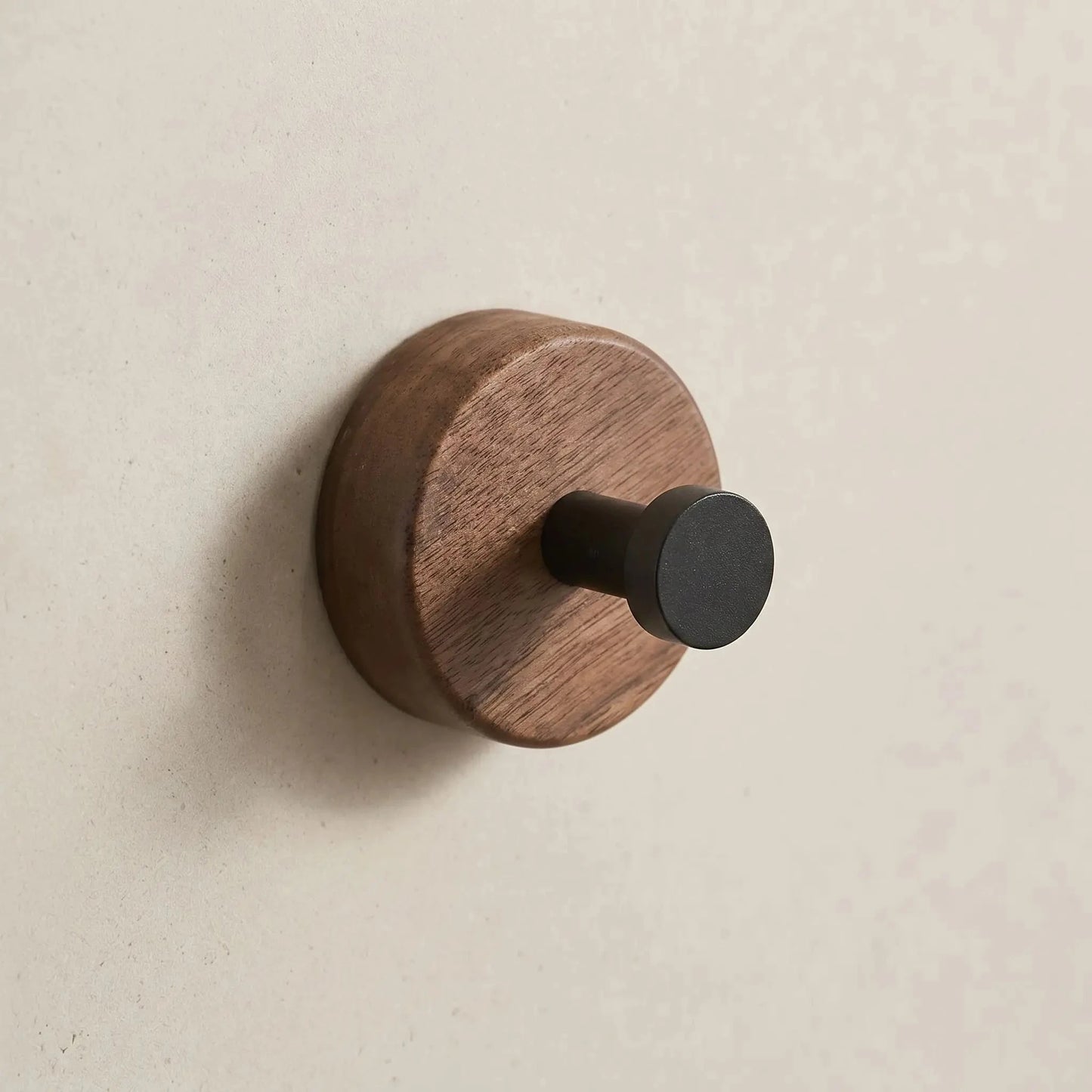 Crochets muraux en bois massif sans perçage, modèle rond, lot de 4, parfaits pour une entrée naturelle et harmonieuse