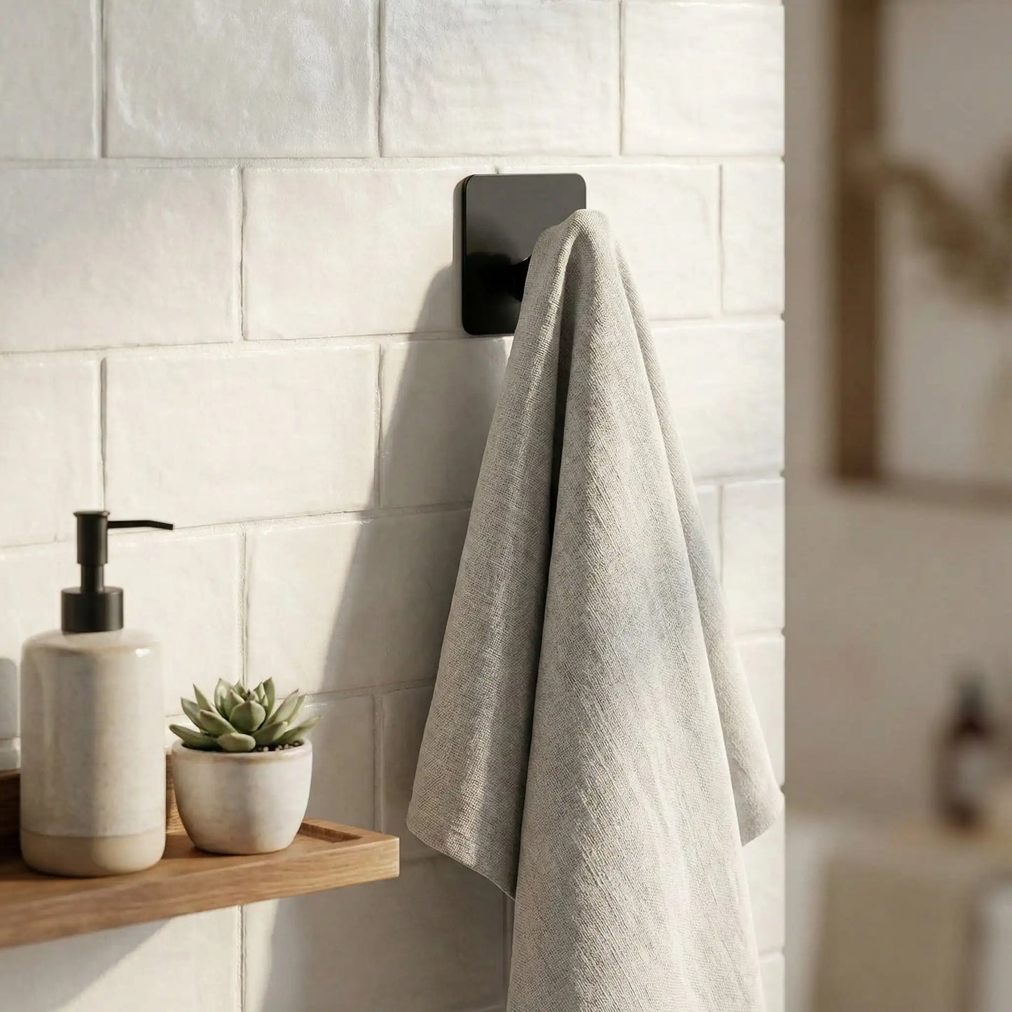 Crochets muraux DésiOrganiz avec serviette