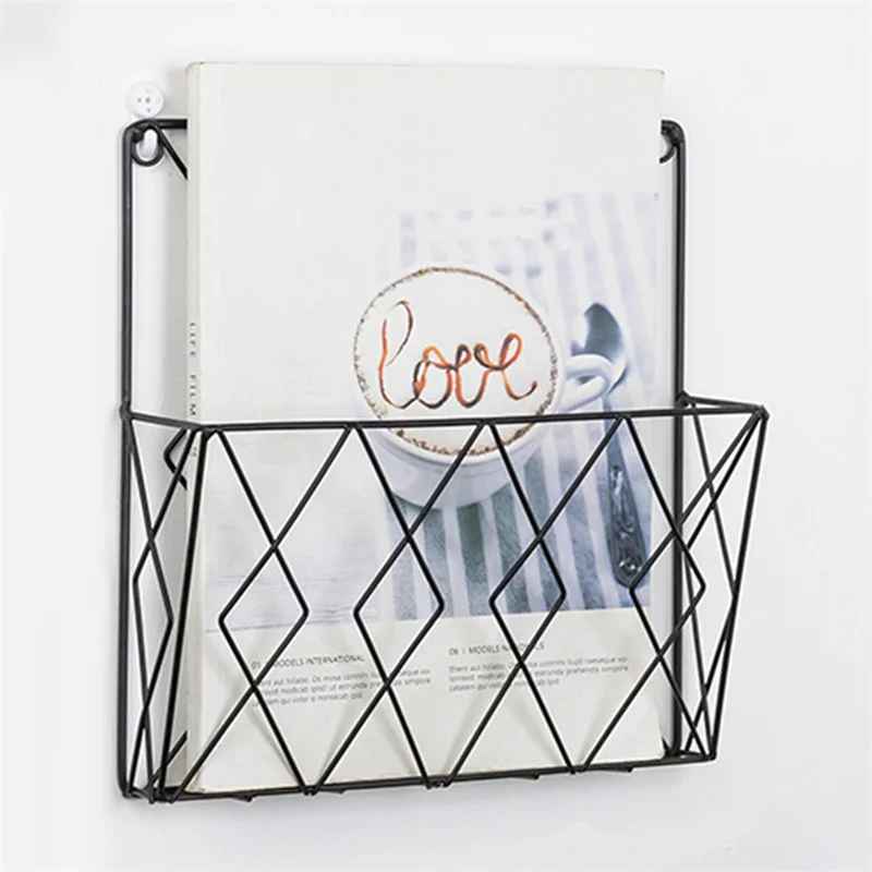 Etagere murale Fer Design Robuste noir avec livre