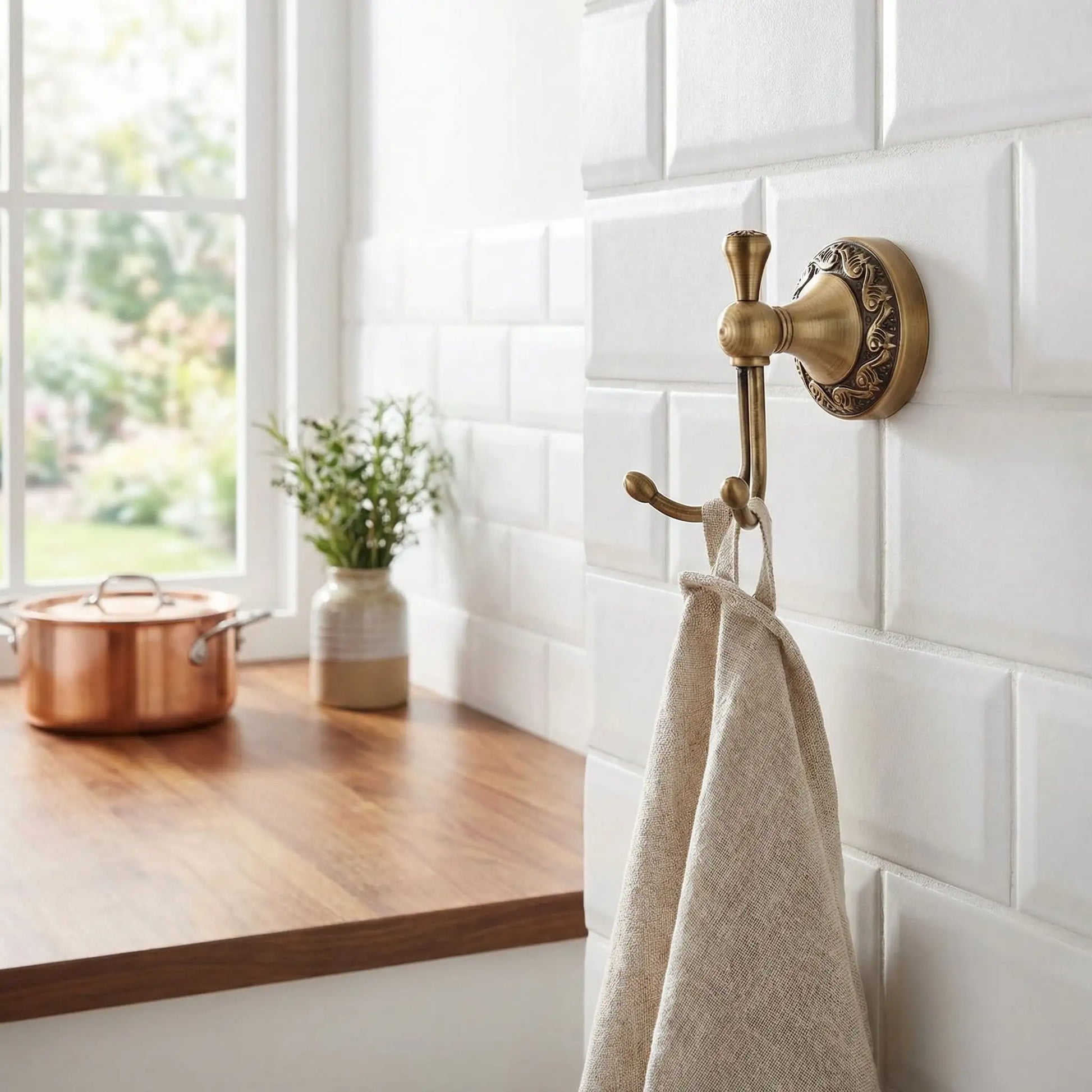 Patère métal sculpté cuisine