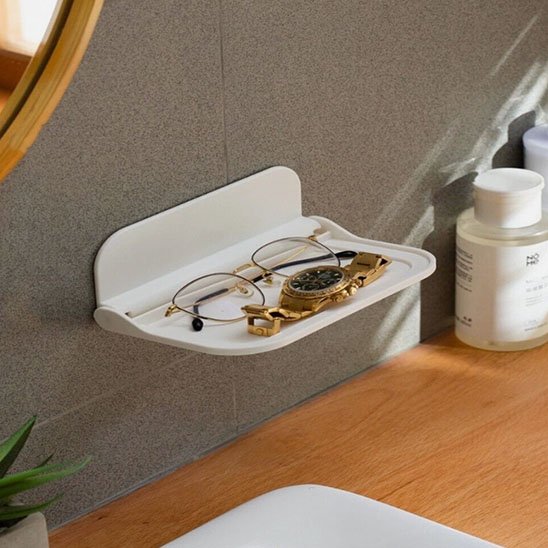 Petite étagère murale avec lunette et montre