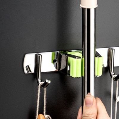 Porte balai mural fixation