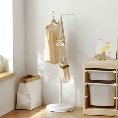 porte manteau enfant zako dans une chambre