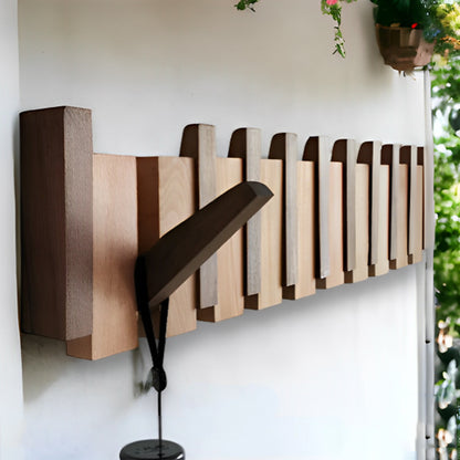 Porte-manteau mural en bois massif Modulo avec patère rétractable ouverte