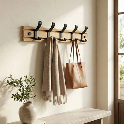 Porte manteau mural en bois avec écharpe et veste SlidingHook