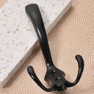 Porte manteau mural trois crochets élégance