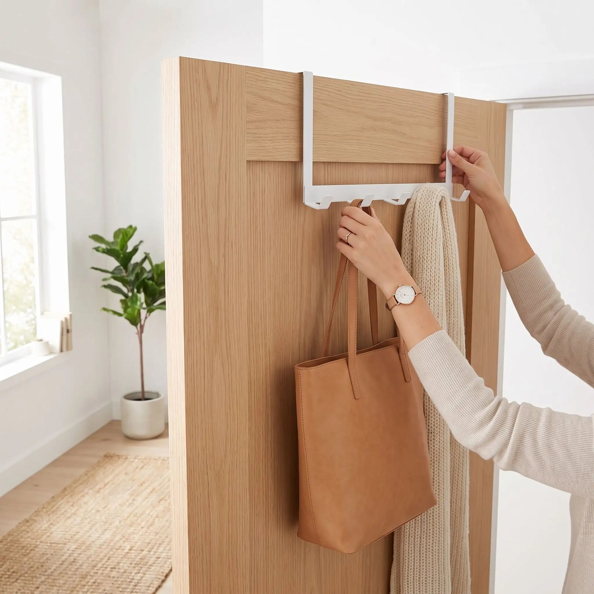 Porte-manteau porte métal noir LYKKE™ DØRPLASS pour entrée organisée