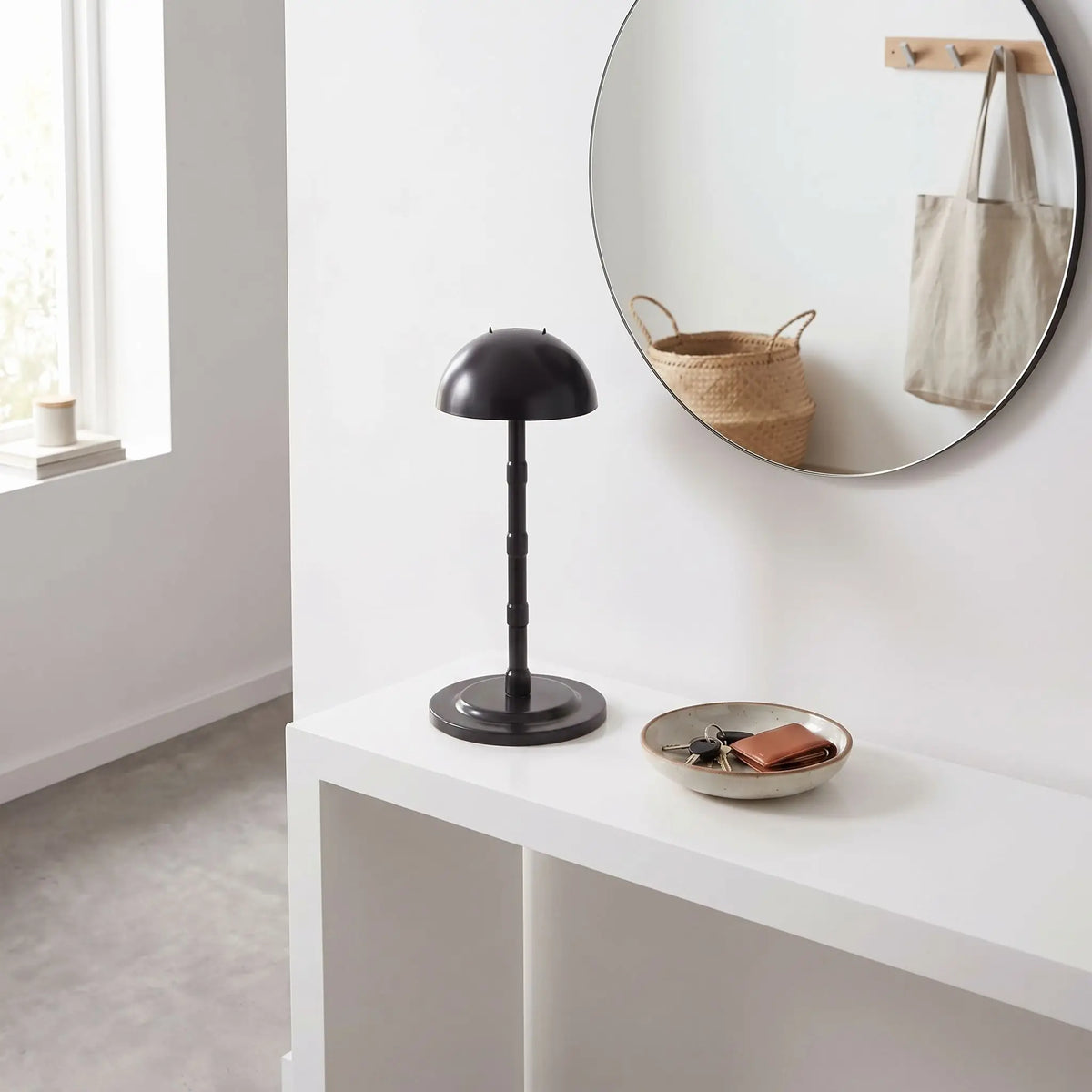 Présentoir à casquette FJELL™ ajustable champignon noir