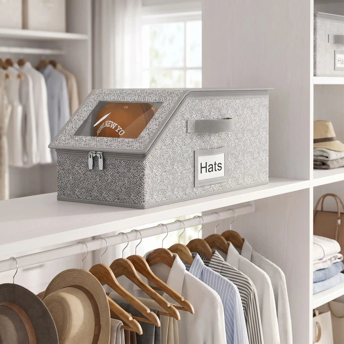 Range casquette FJELL™ protection totale en tissu renforcé présenté en vue frontale