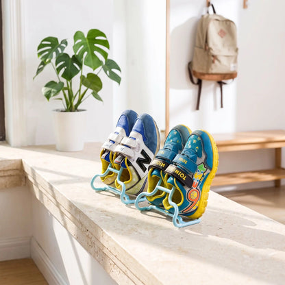 Range-chaussures FJELL™ pour enfant coloré en plastique résistant pour organiser les petites paires