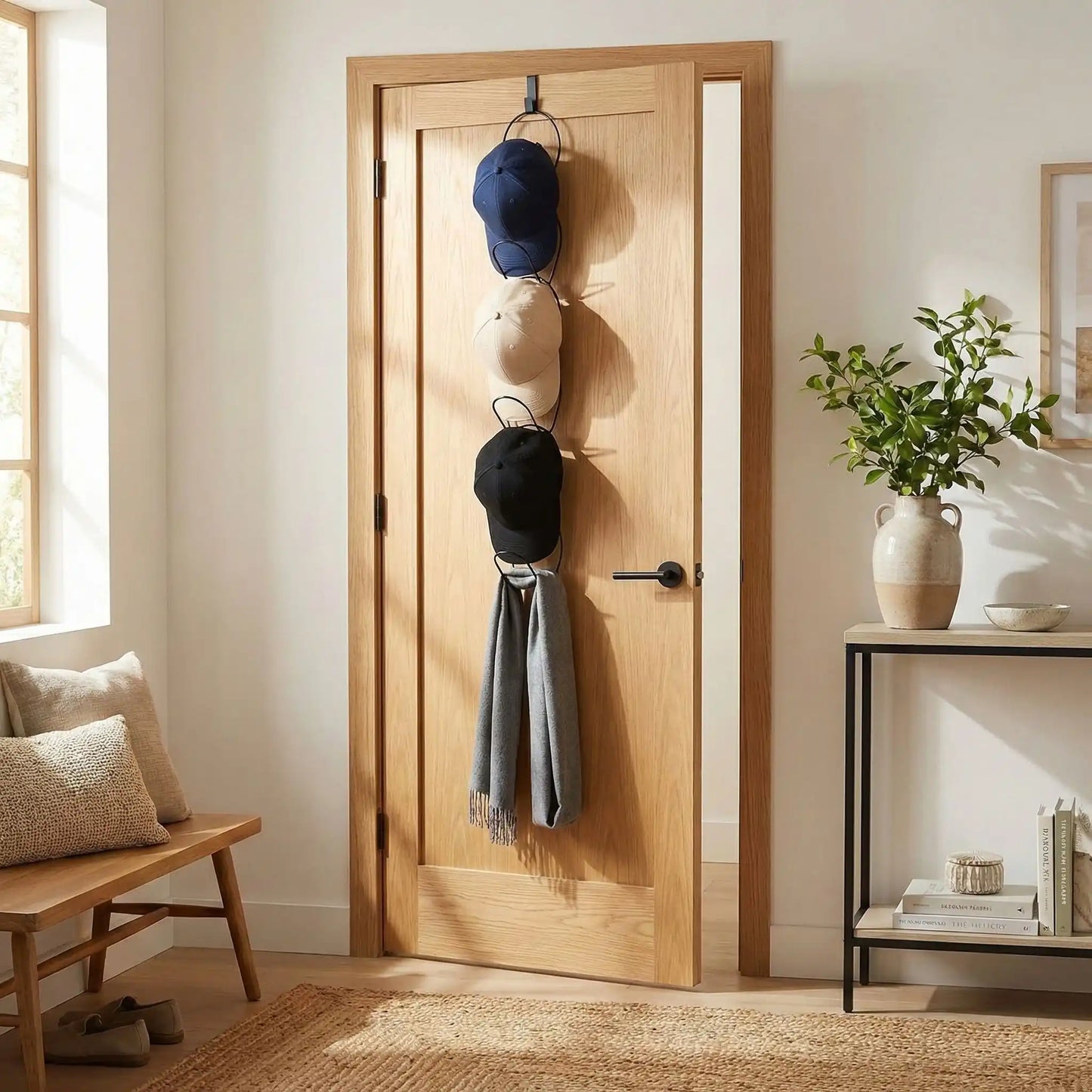 Rangement casquette cintres polyvalents dans l'entrée