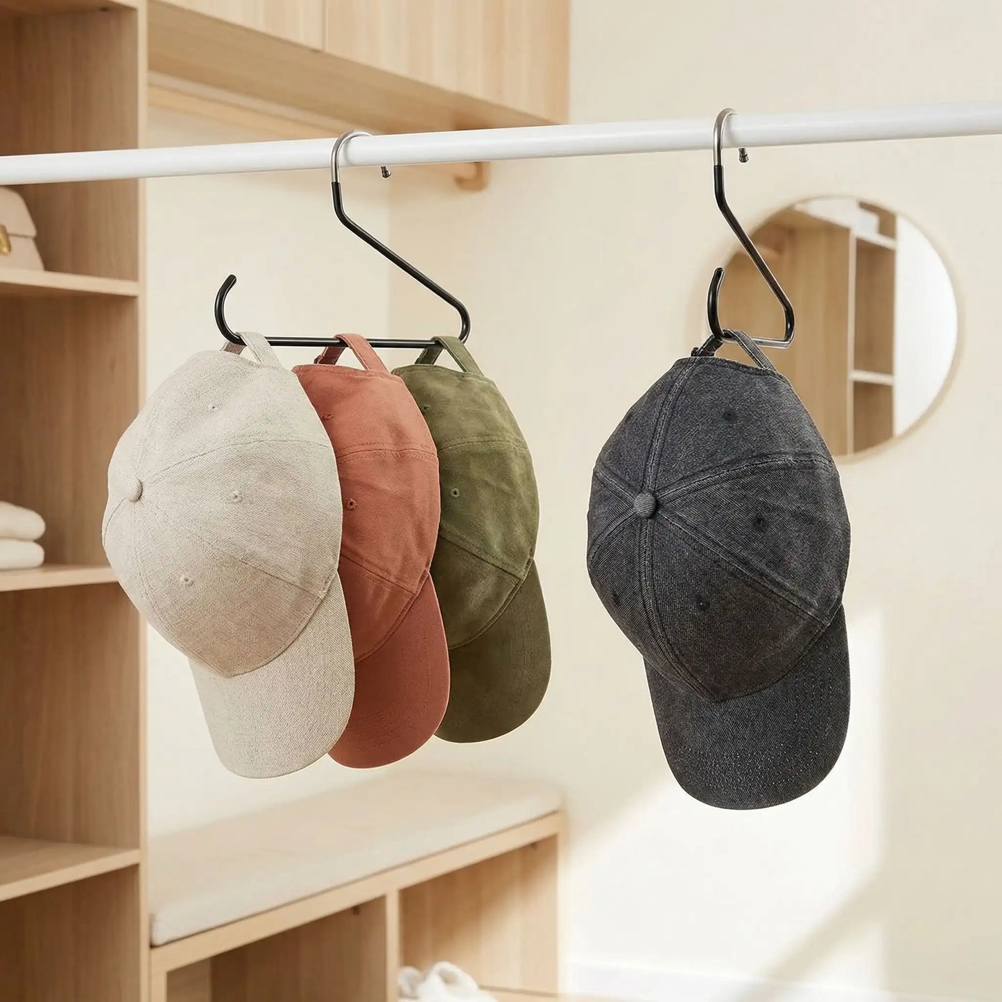 Support pour casquette gain de place