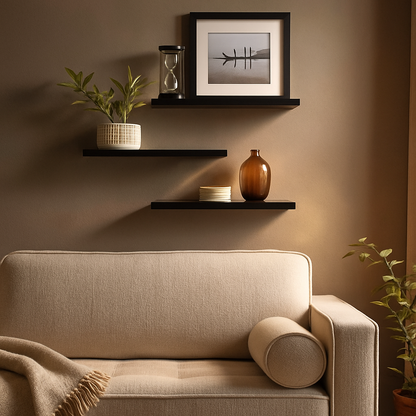 Trois etagere en bois chêne massif dans un salon